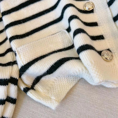 Women's Cropped Striped Cardigan – Casual Chic Knit Sweater with O-Neck & Long Sleeves