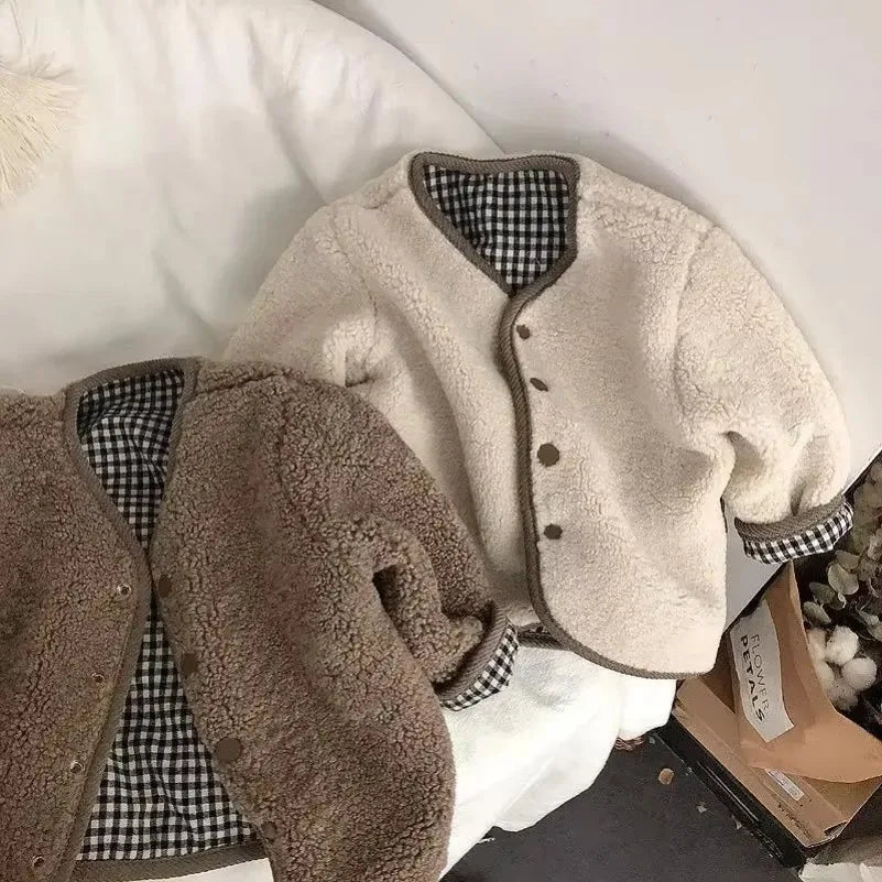 Girls' Reversible Plaid Plush Jacket – Warm Fleece Winter Coat for Kids, Cozy Two-Sided Wear Outerwear