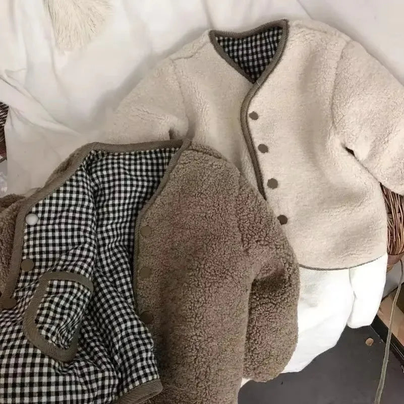 Girls' Reversible Plaid Plush Jacket – Warm Fleece Winter Coat for Kids, Cozy Two-Sided Wear Outerwear